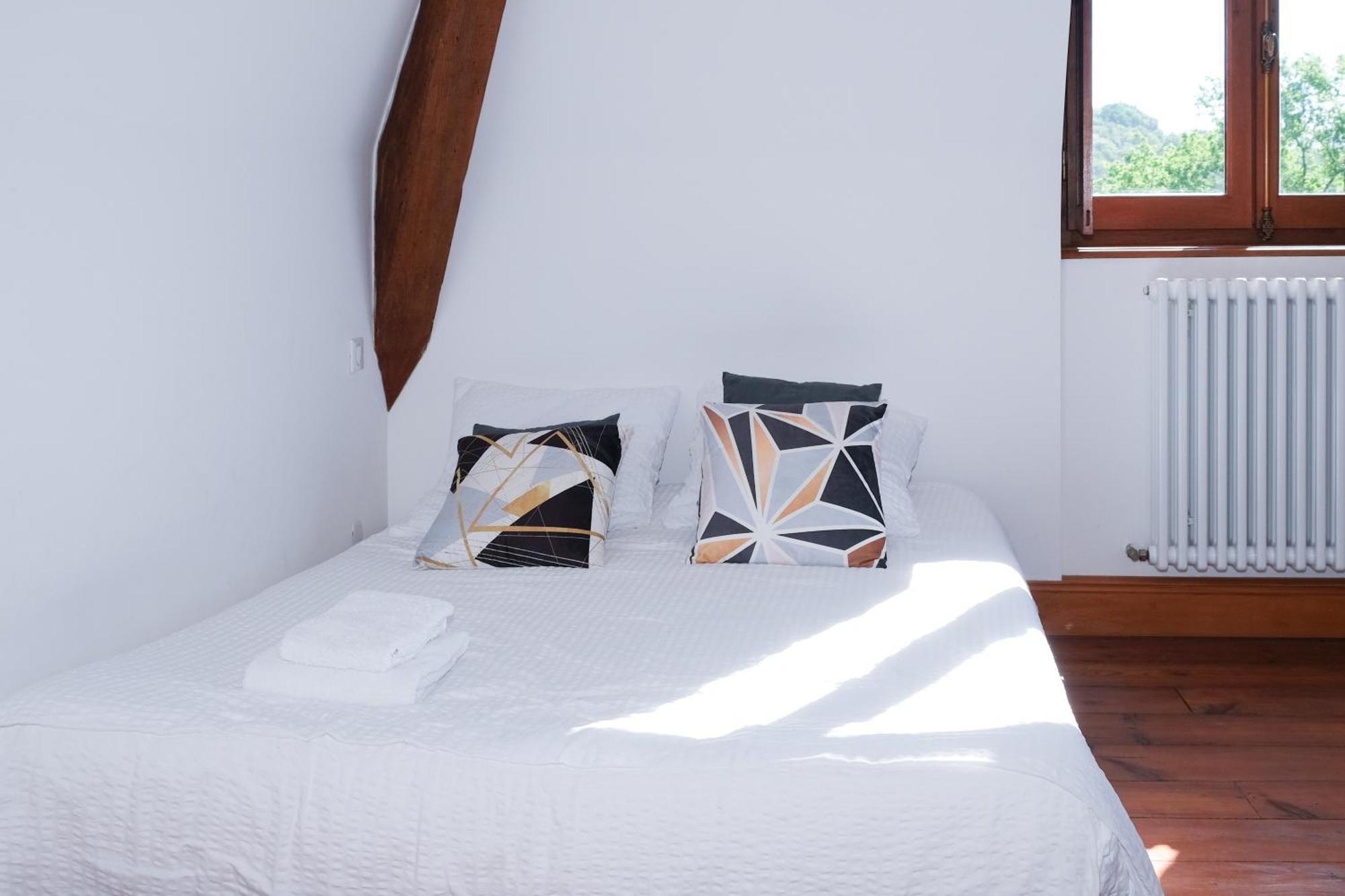 Bed and Breakfast Domaine De La Tisnere Gelos Habitación foto